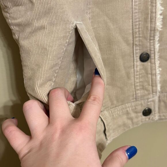 Limited Too Girls Tan Ivory Corduroy Vest Faux Fur Size Small - Picture 3 of 8